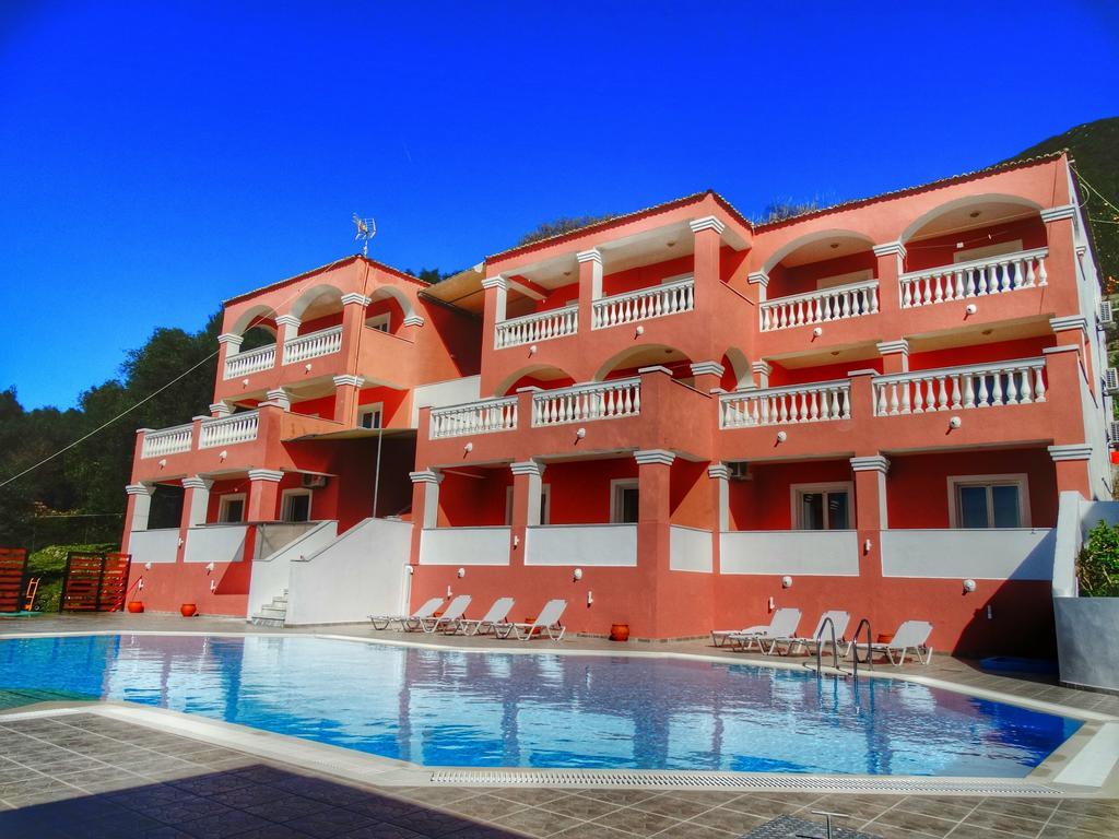 Paradiso Sea View And Pool Corfu 2*