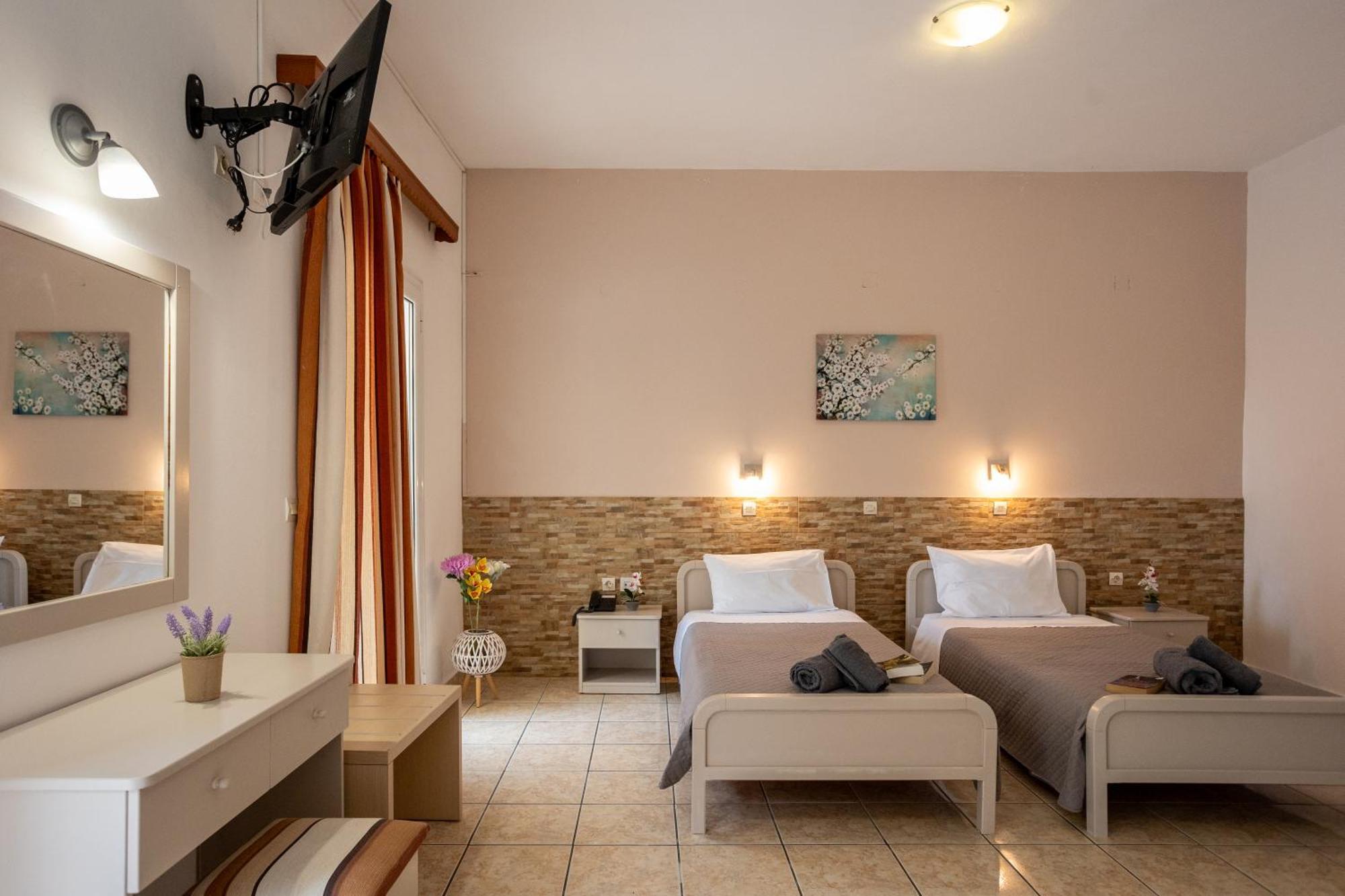 Paradiso Sea View And Pool Corfu 2*