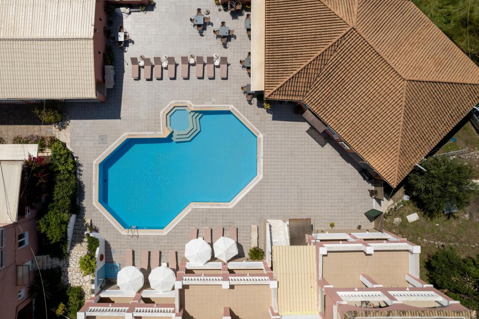 Aparthotel Paradiso Sea View And Pool Corfu Ipsos