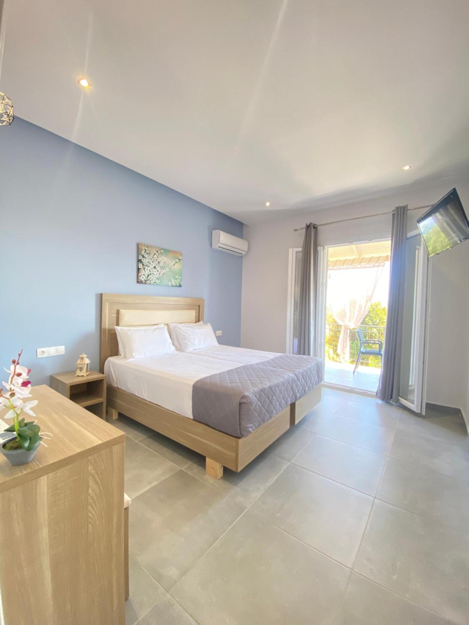Paradiso Sea View And Pool Corfu Aparthotel 2*